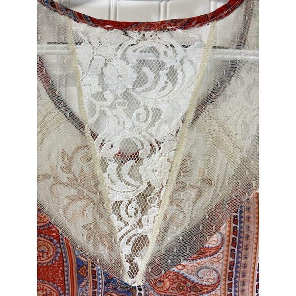 "Miss Me"Lace & Paisley Sleeveless V Back sheer top. Sz XS Red/Blue/Coral - Picture 6 of 11